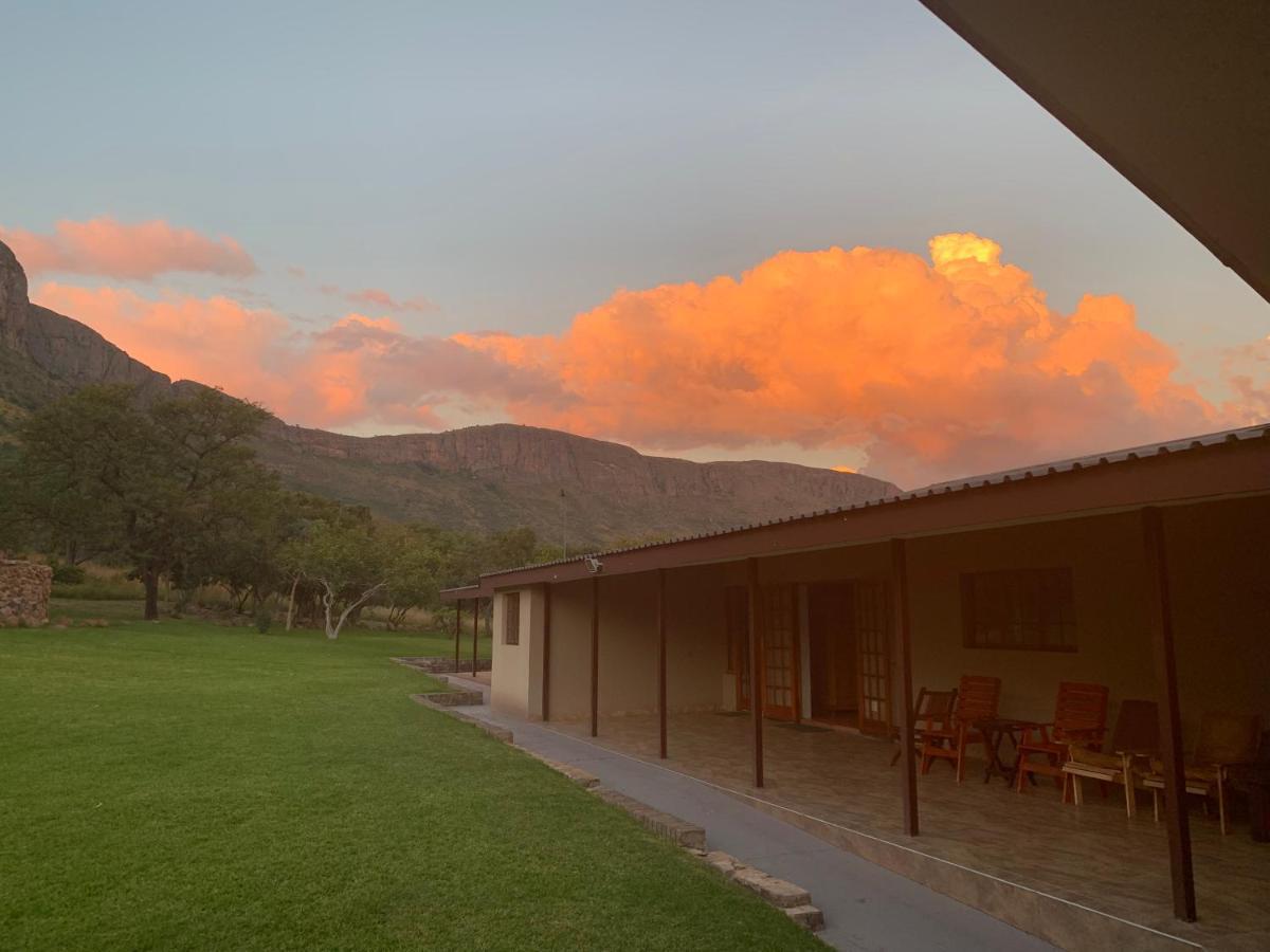Kransberg Country Lodge Guest Farm Thabazimbi Dış mekan fotoğraf